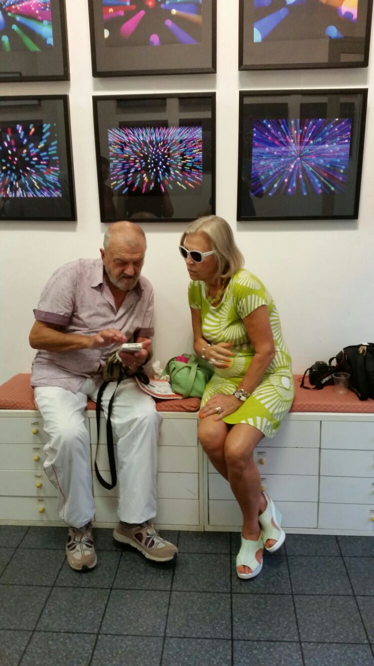gloria e massimo alla mostra